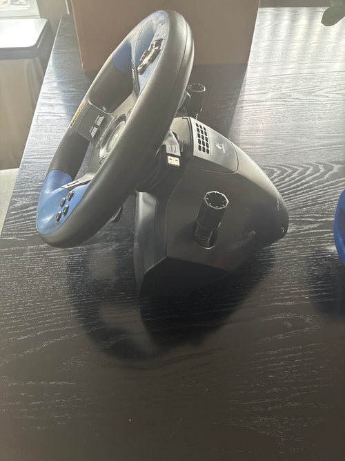 Driving Force, Force Feedback Logitech Racing Wheel. Model EUC2.